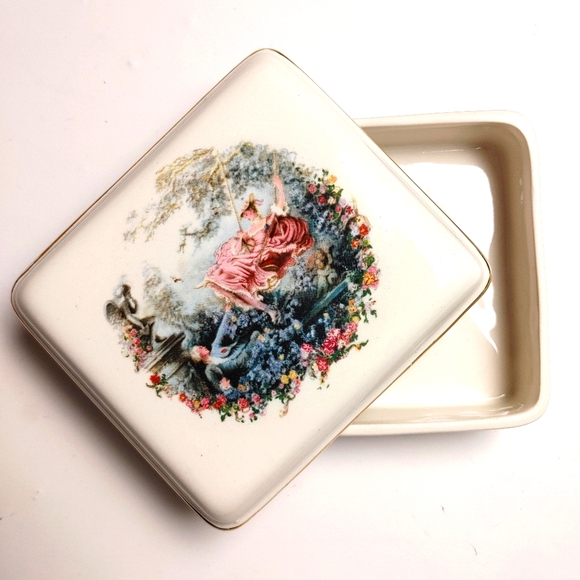 Lord Nelson Pottery trinket box England - Picture 1 of 9